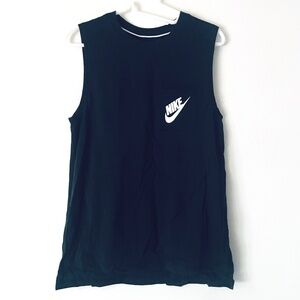 Nike XS Black Sleeveless One-pocket Top